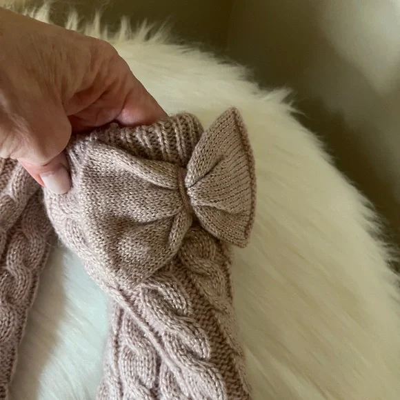 Pink Cable Knit Socks - Picture 3 of 4